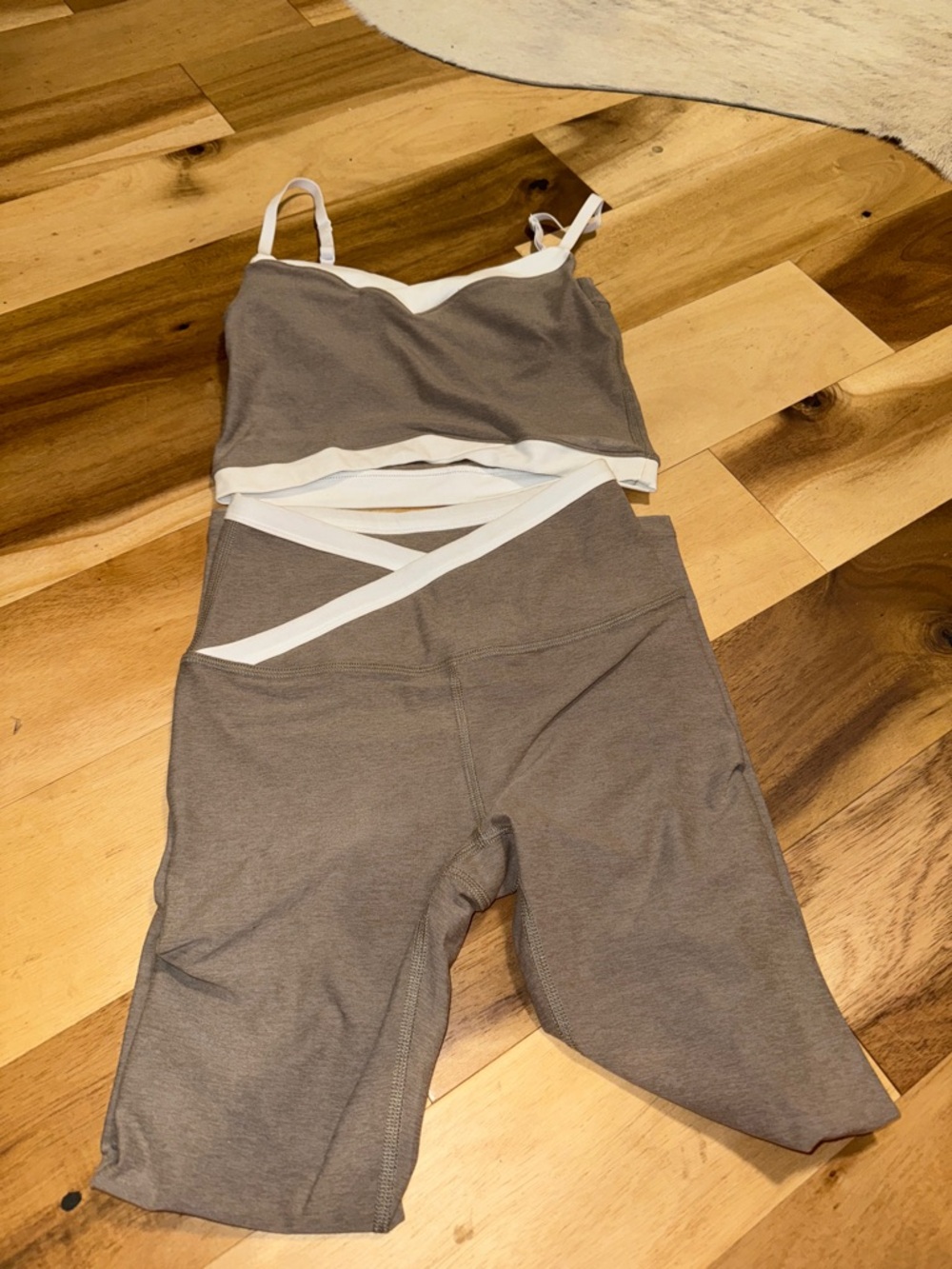 Beyond Yoga Tank Top and leggings set size XS